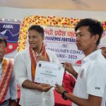 इटहरीमा जारी सस्तो मूल्यमा बलियो जुत्ता पाइने मेला जेठ ६ सम्म चल्ने